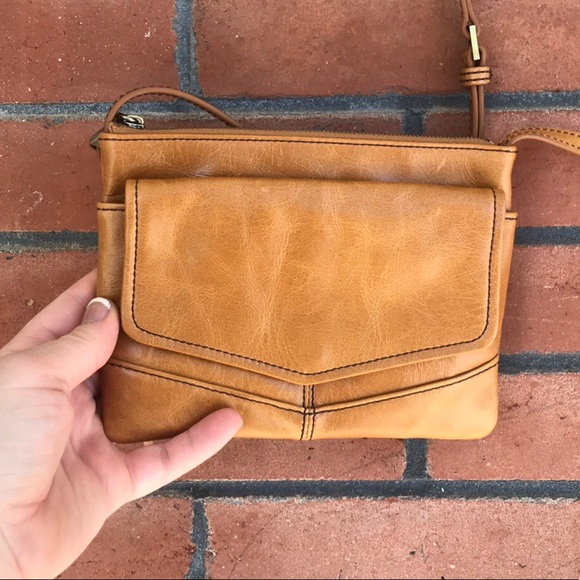 HOBO Handbags - 🌵NEW! HOBO mini crossbody ✨SALE✨